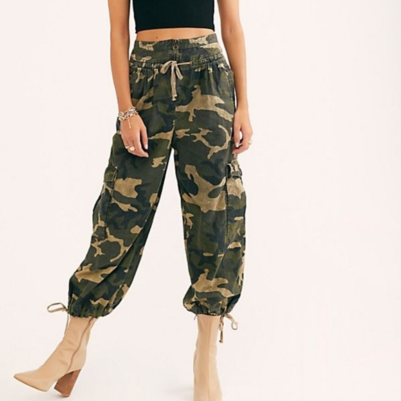 camouflage parachute pants